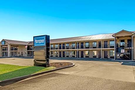 Rodeway Inn & Suites Dublin