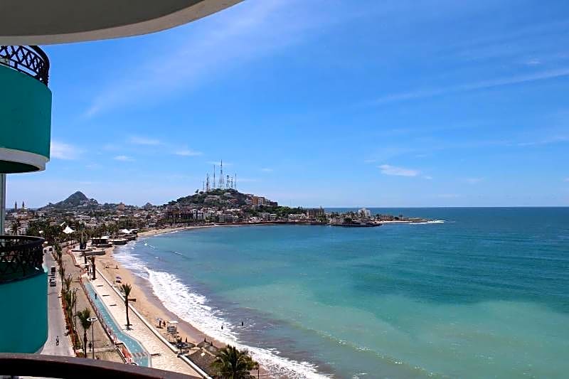 Plaza Marina Mazatlan