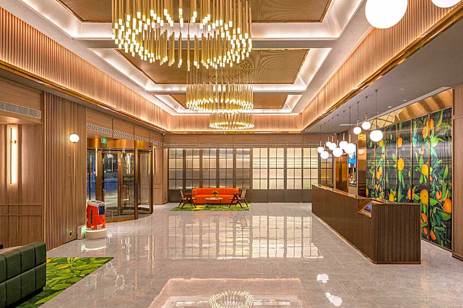 Orange Hotel Changde Railway Station Happy Town