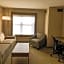 Holiday Inn Express & Suites Plymouth - Ann Arbor Area