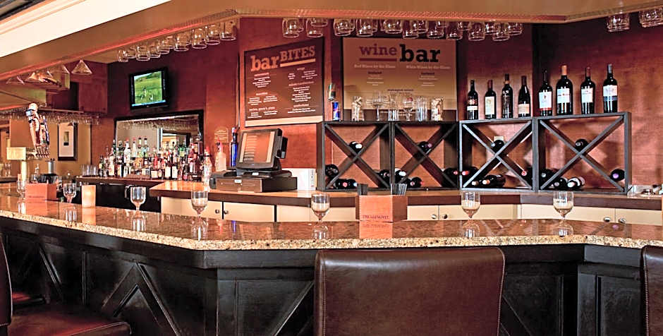 DoubleTree By Hilton Hotel Pittsburgh-Meadow Lands