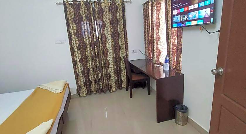 Padmatheertham Inn Varkala