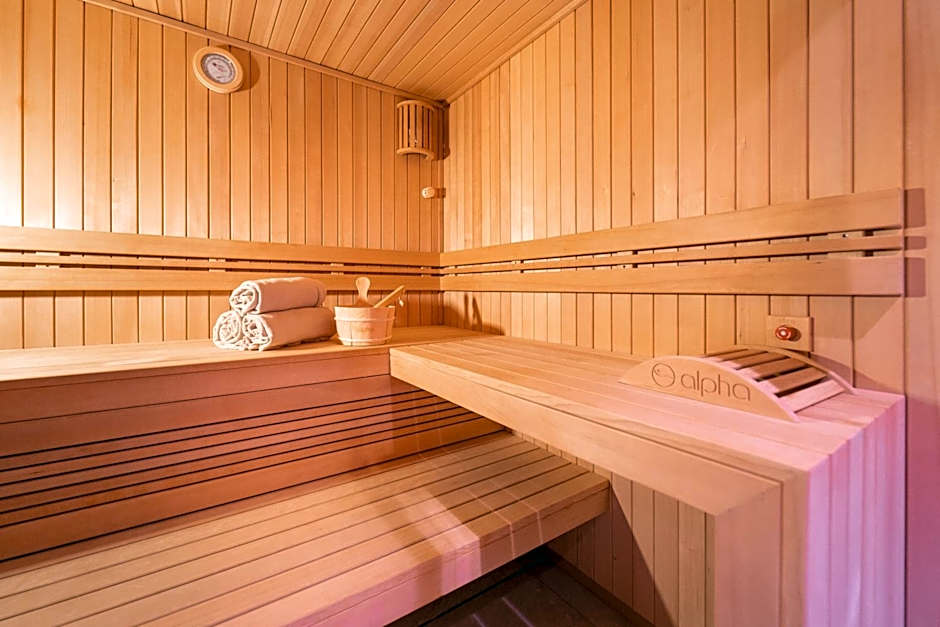 Eco-Domaine La Fontaine - HOTEL-SPA - 300 m Plage de la Fontaine aux Bretons