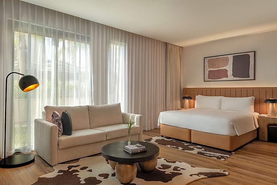 Staybridge Suites Yas Island Abu Dhabi By IHG