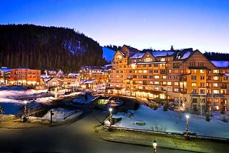 Zephyr Mountain Lodge