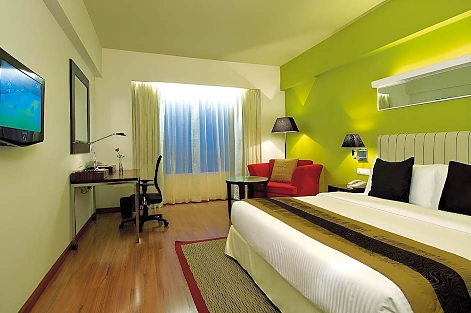 Vivanta Vijayawada, MG Road