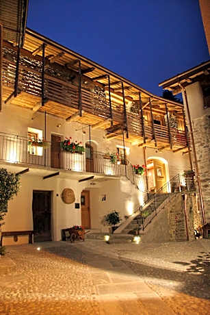 Ostello del Castello Tirano