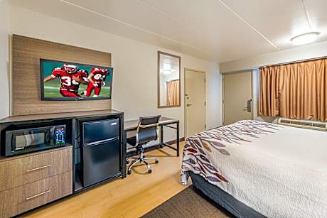 Superior King Room Disability Access Smoke Free