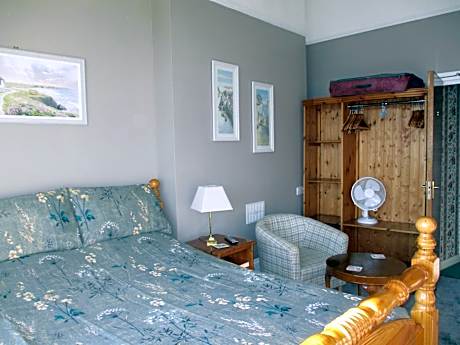 Standard Double Room with Shower