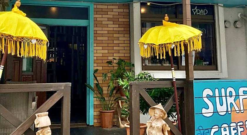Surfer's Hostel
