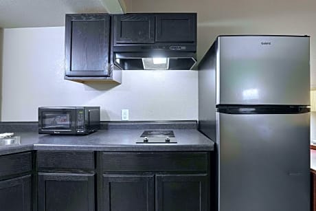 1 King Bed Suite Nonsmoking Accessible