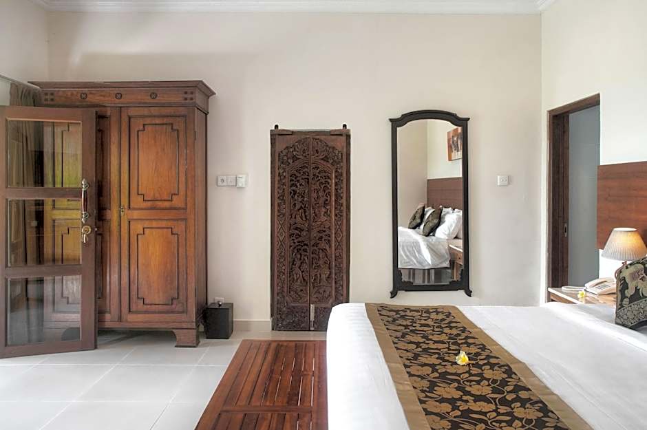 Sea Breeze Candidasa