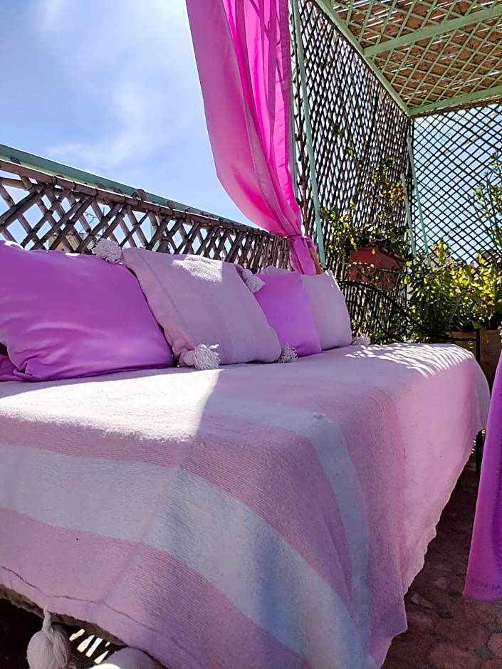 Riad Sanaa Rose