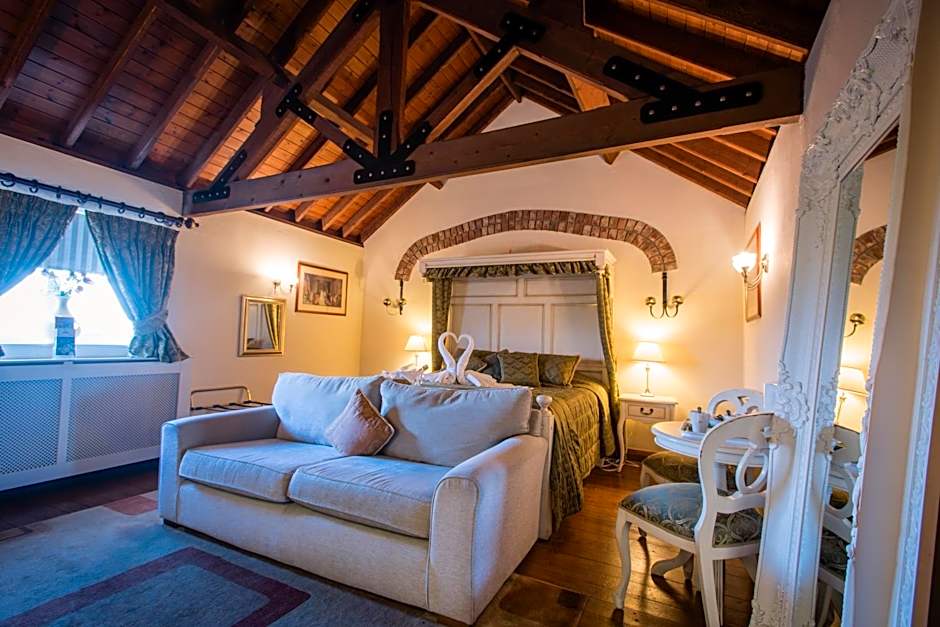 The Royal Arms Bed & Breakfast