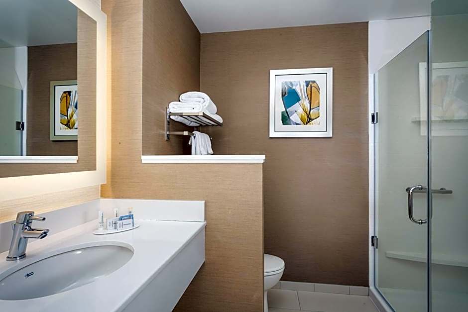 Fairfield Inn & Suites by Marriott Tacoma DuPont