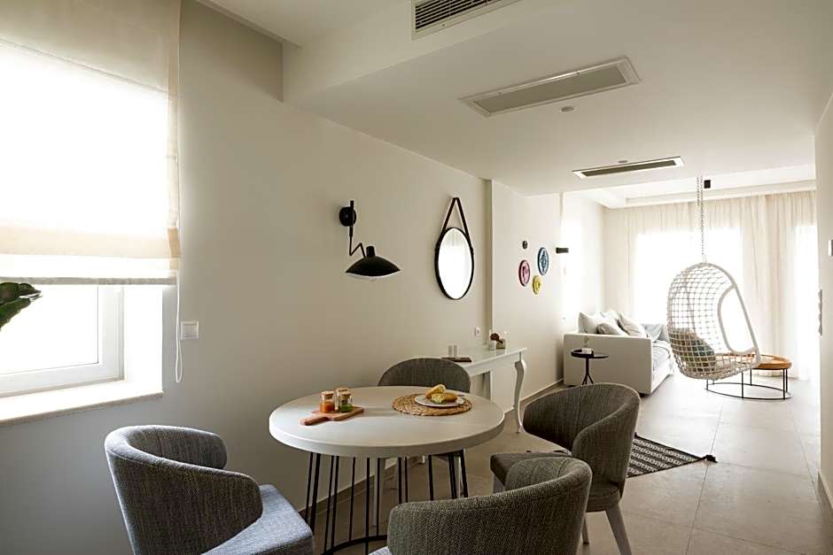 Anemolia Parga Suites