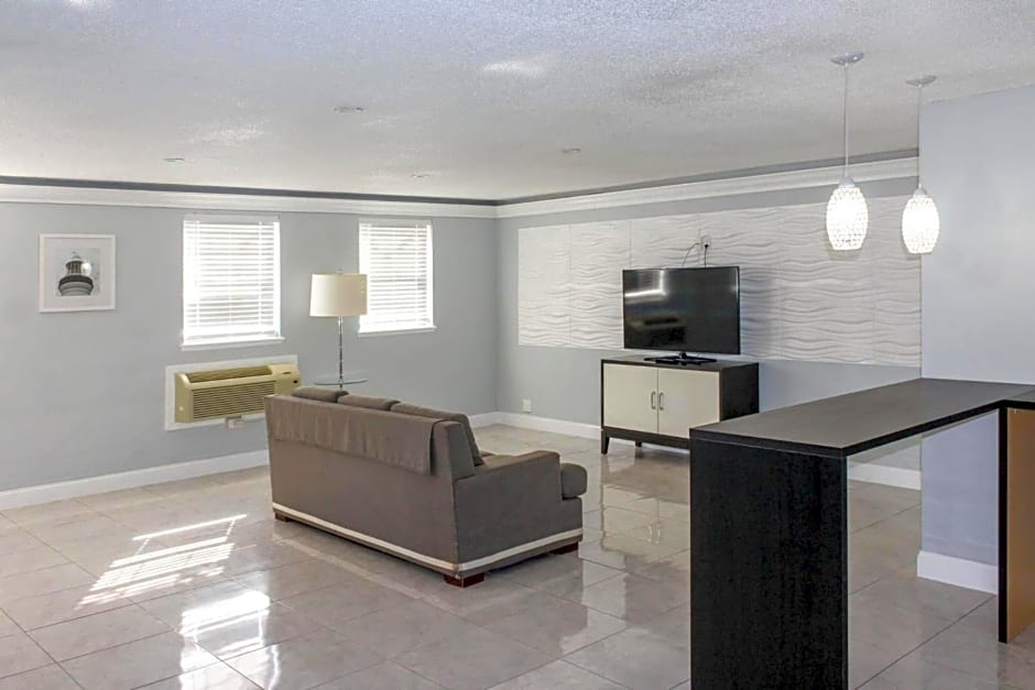 APM Inn & Suites - Jacksonville
