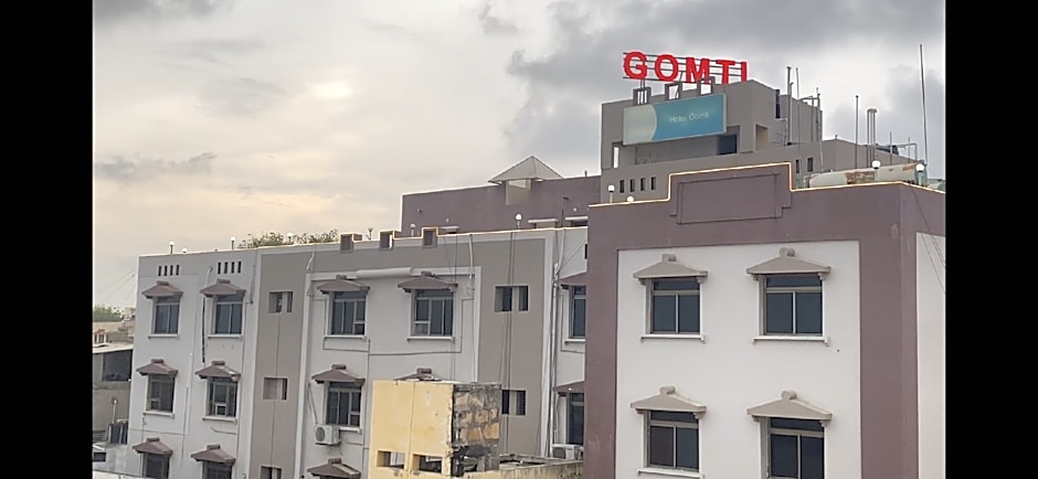 Foto 1 di 48 di Hotel Gomti