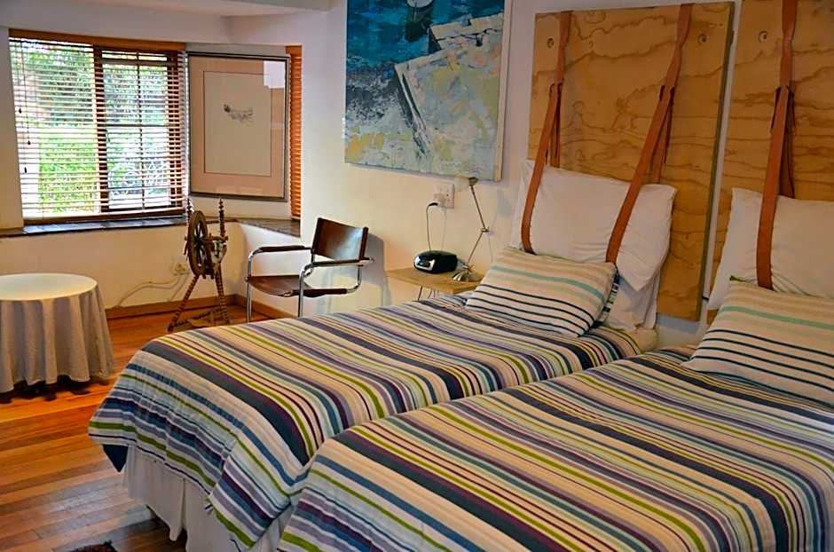 Bed & Breakfast in Hatfield