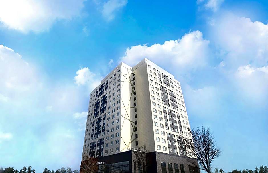 AM Hotel