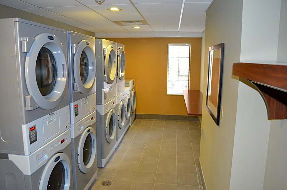 Staybridge Suites Bowling Green By IHG