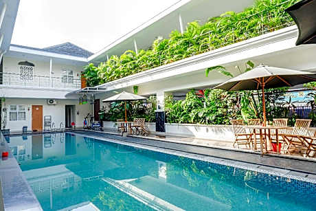 Urbanview Hotel Syariah Casa Azmya Yogyakarta by RedDoorz