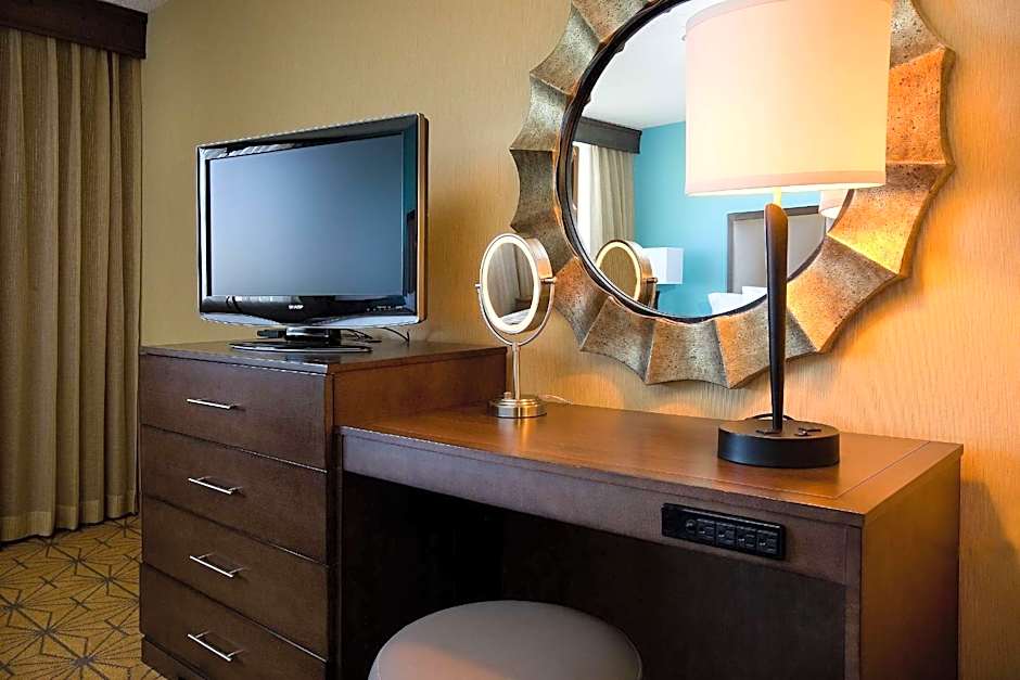Embassy Suites By Hilton Hotel Kansas City-International Airport
