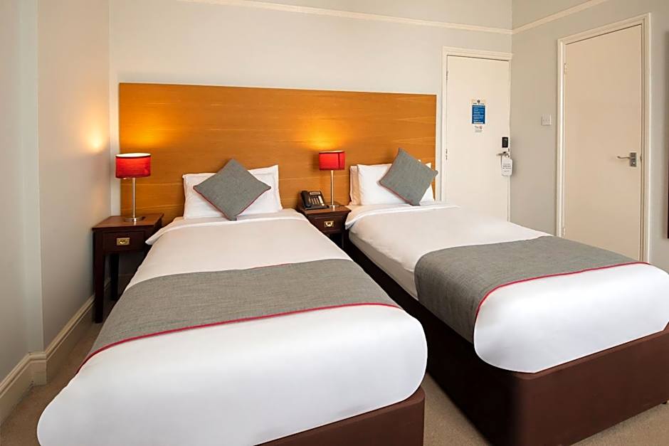 OYO Flagship The Regency