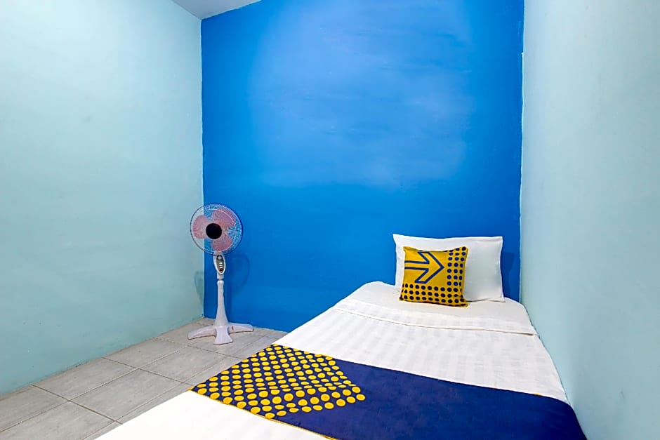 SPOT ON 92814 Gioba Kost Syariah