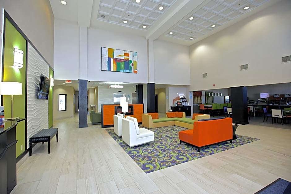 Holiday Inn Express and Suites Atlanta NE - Duluth By IHG