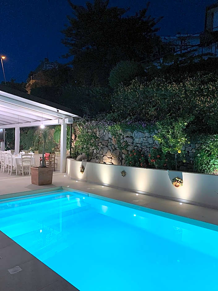 HOTEL MERCURIO SUL MARE - Fish restaurant and private beach