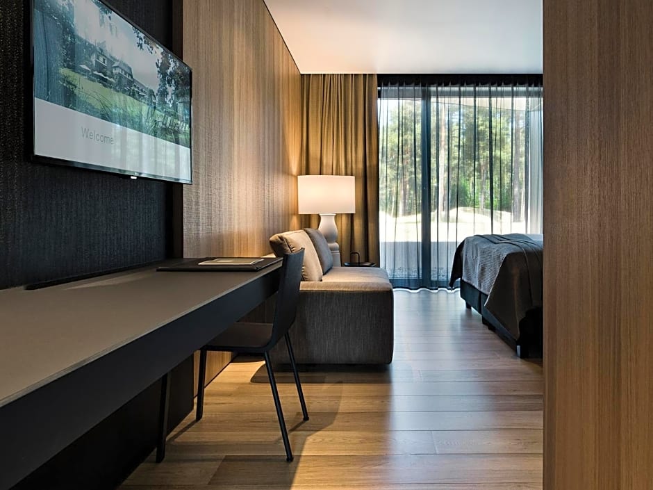 La Butte aux Bois a Small Luxury Hotel of the World