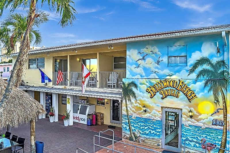Hollywood Beach Seagull