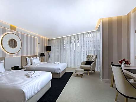 Family Suite with One Double Bed and Twin Beds