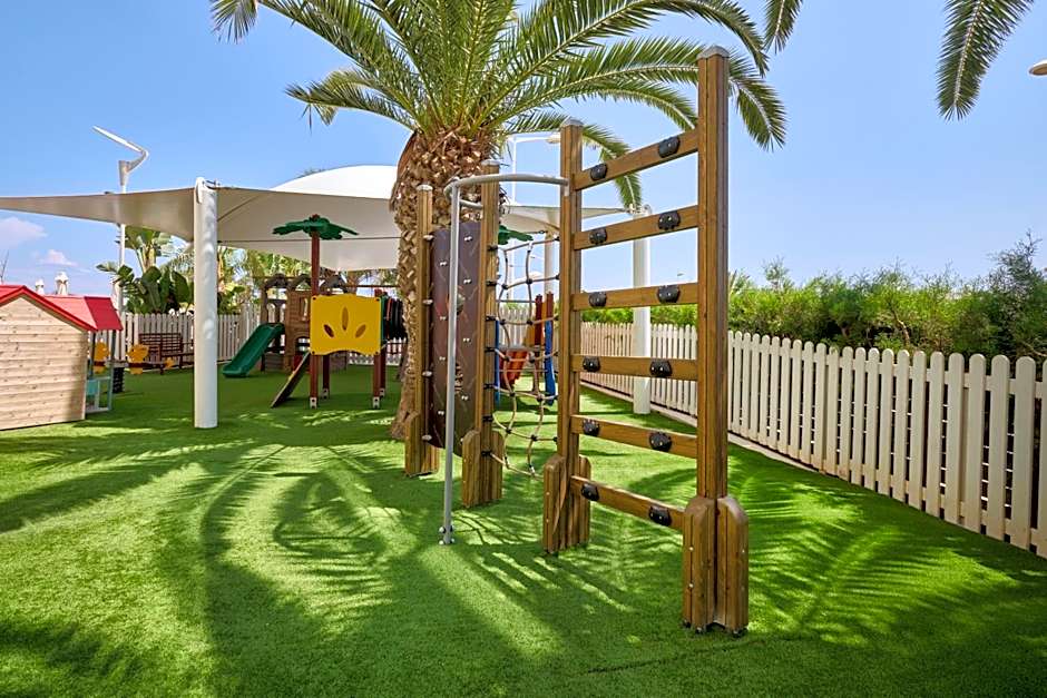 Sunrise Oasis Hotel & Waterpark