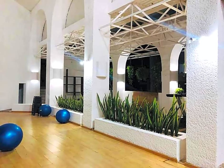 Ixtapa Palace