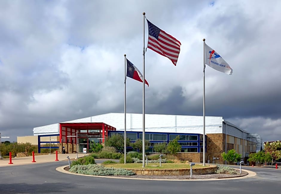 Holiday Inn Express & Suites Austin - Round Rock By IHG