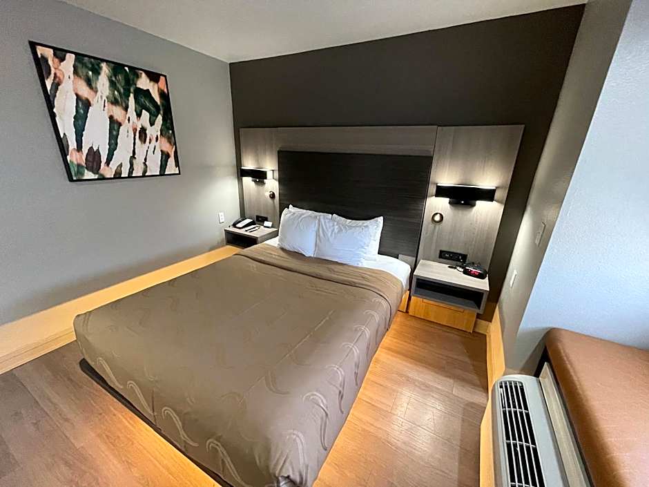 Quality Inn & Suites North Mesquite I-30