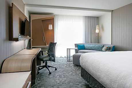 King Guest Room with Sofa Bed