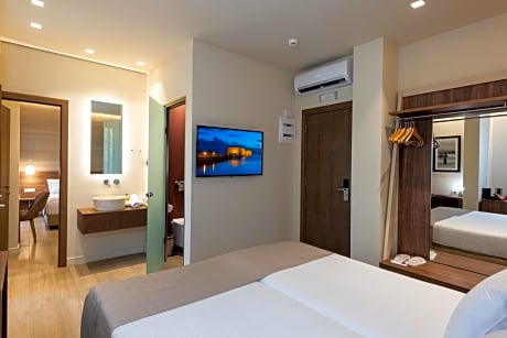 Superior Room with Balcony and City View