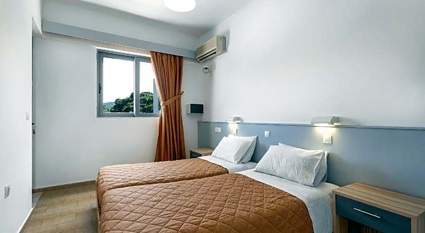 Anixis Hotel & Apartments