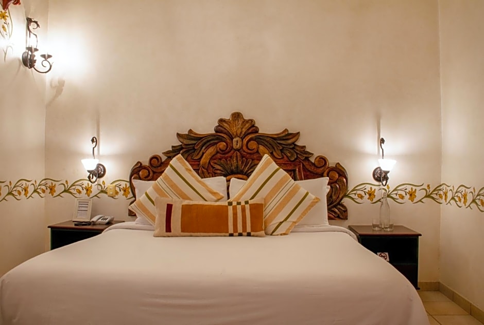 Los Pilares Hotel