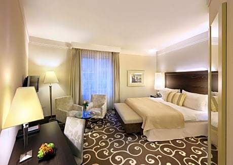 Double or Twin Room with City View