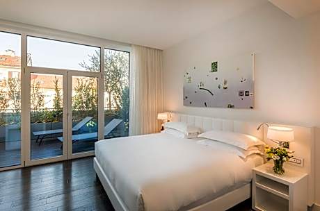 Prestige Terrace Suite