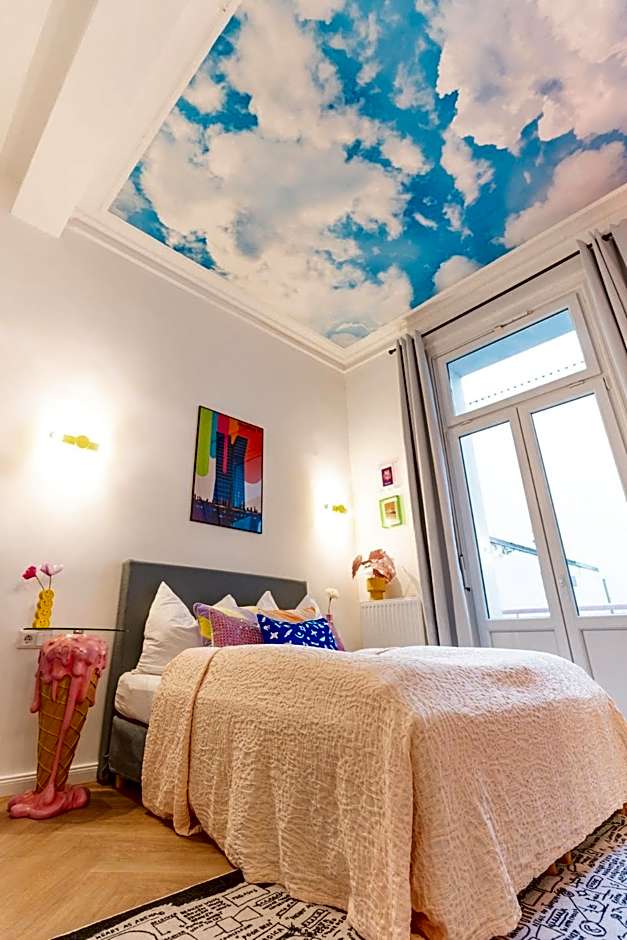 RetroPop Design Apartment , Designerzimmer für je 2 Personen, Top Lage, WIFI