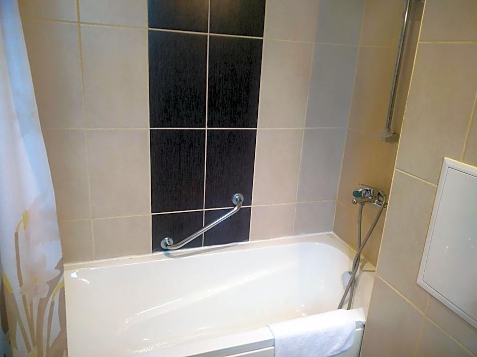 Slavyanska Beseda Hotel