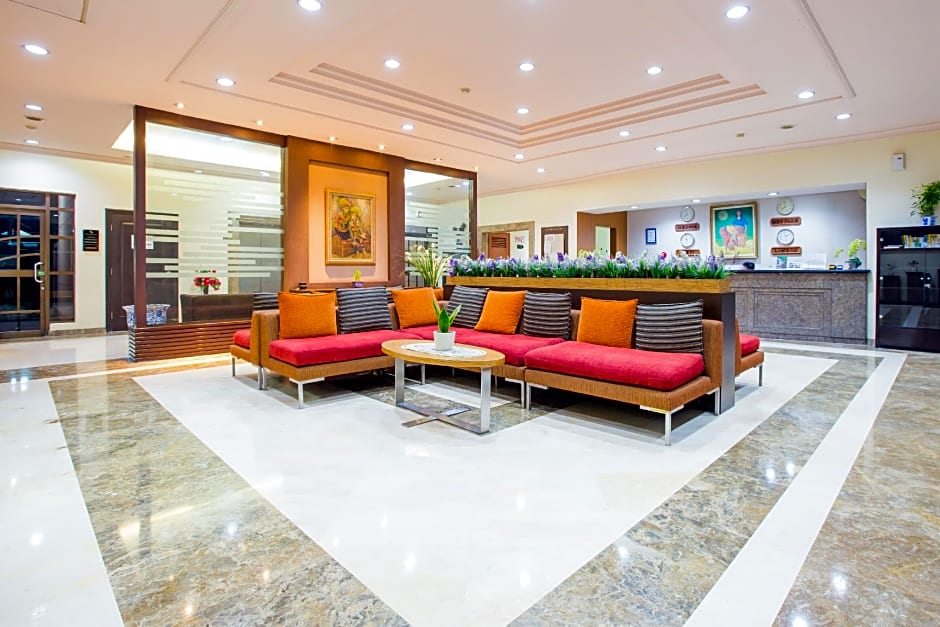  Asuka Hotel MM2100 Industrial Town