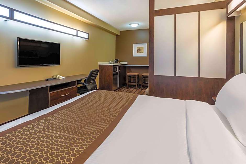 Microtel Inn & Suites by Wyndham Timmins