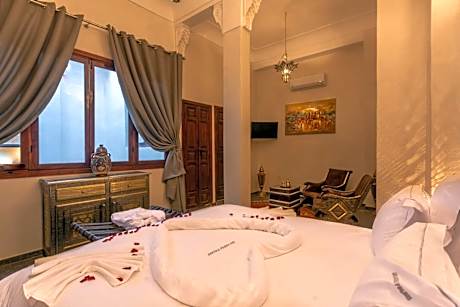 Suite King Bed - Breakfast Included