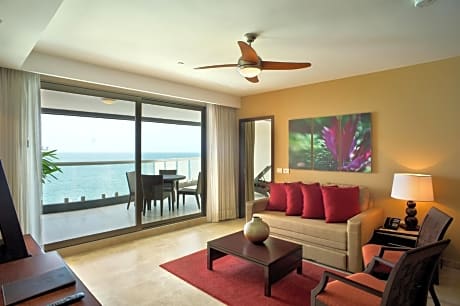  Ocean View One-Bedroom Suite 